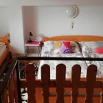 Zeleny Dom بيت ضيافة