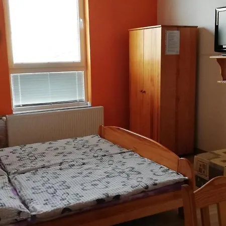 Πανσιόν Zeleny Dom